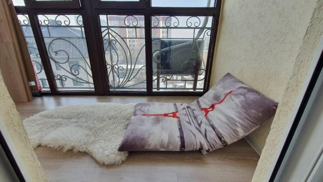 Apartment With Panoramic View In The Center Bischkek Exterior foto